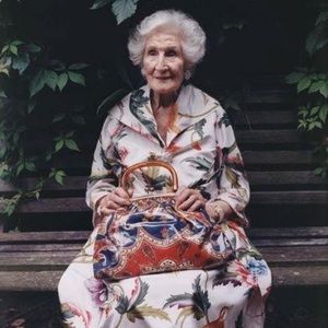 Meet your Posher, April